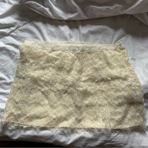 Elegant Lace Skirt in Cream